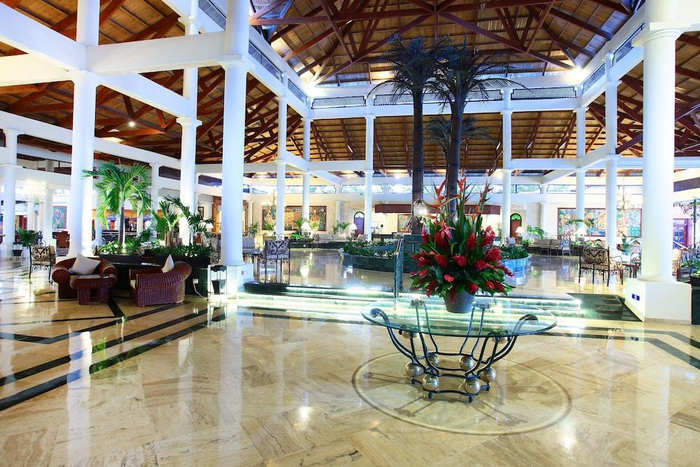 Bahia Principe Grand Punta Cana Hotel Exterior photo Lobby